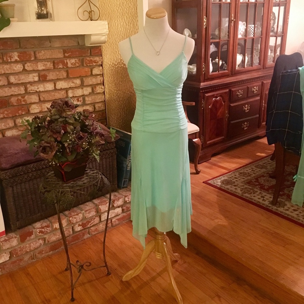 â˘NWOT⢠Ruby Rox Formal Dress w/ Matching Shawl - Picture 5 of 9